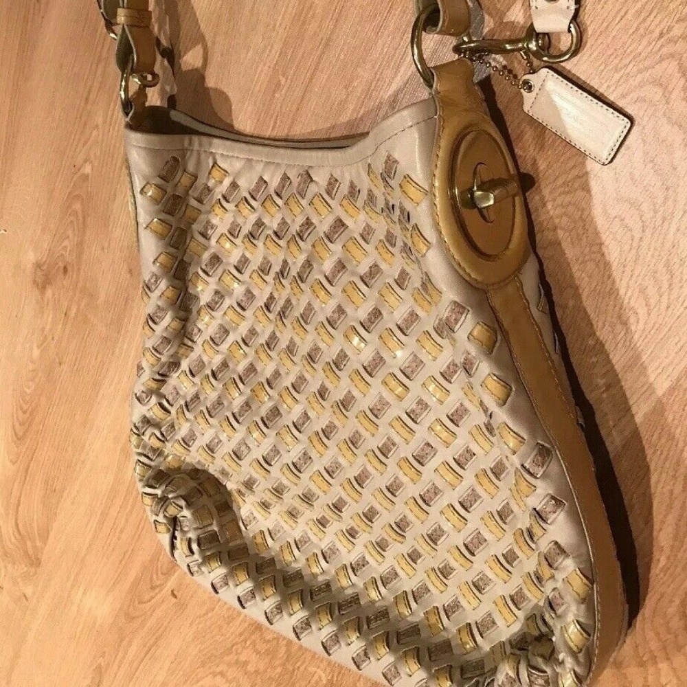 Coach 14498 Peyton Leather Limited Edition Purse - Picture 8 of 12